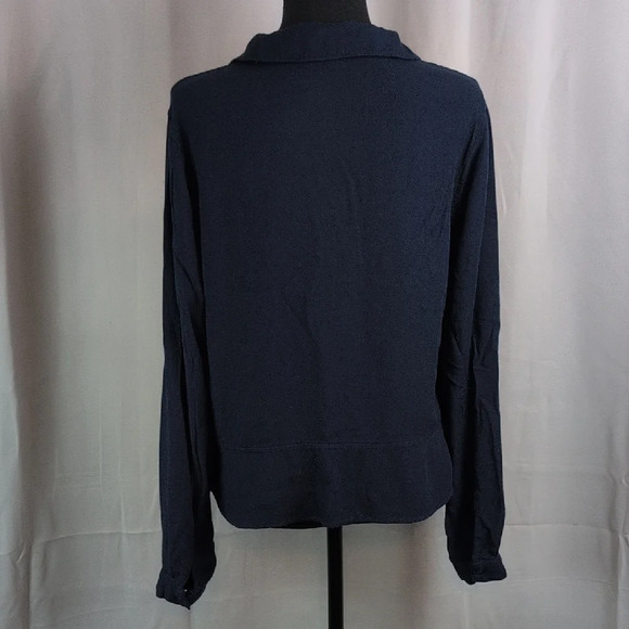 Cloth & Stone Midnight Blue Button-Down Shirt - Picture 2 of 7